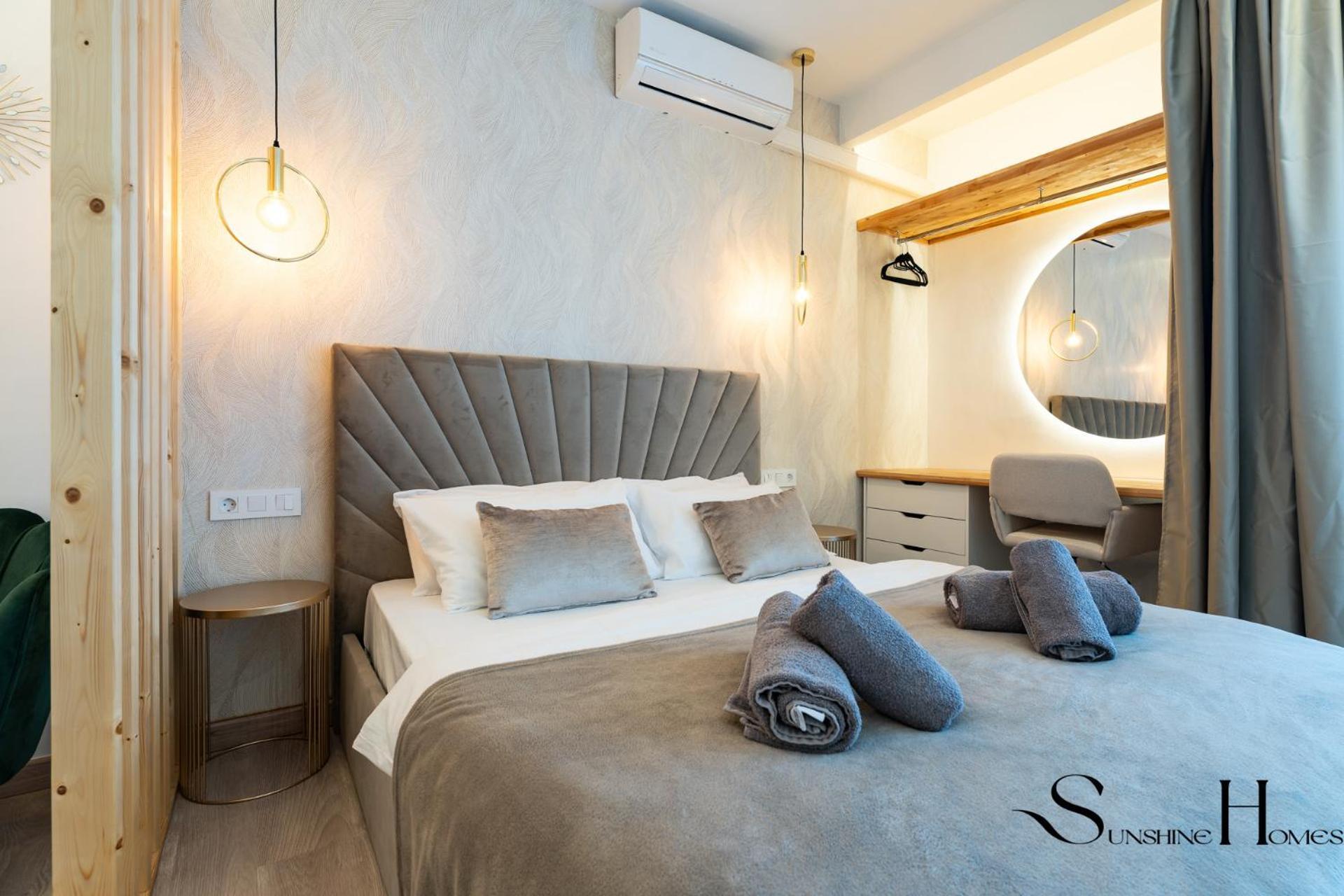 Seaview Beachfront Studio With Aqua Park & Balcony Benalmadena Exterior photo